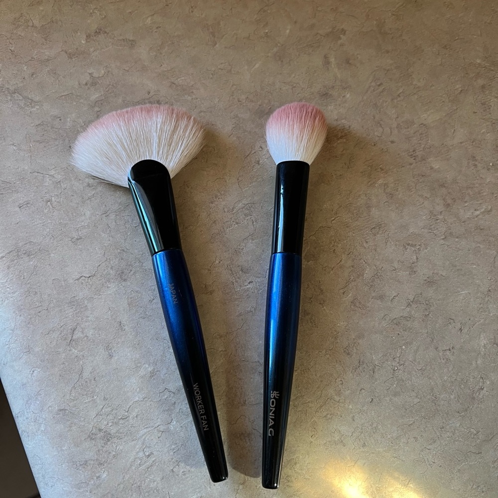 Sonia G sky eye set of TWO brushes